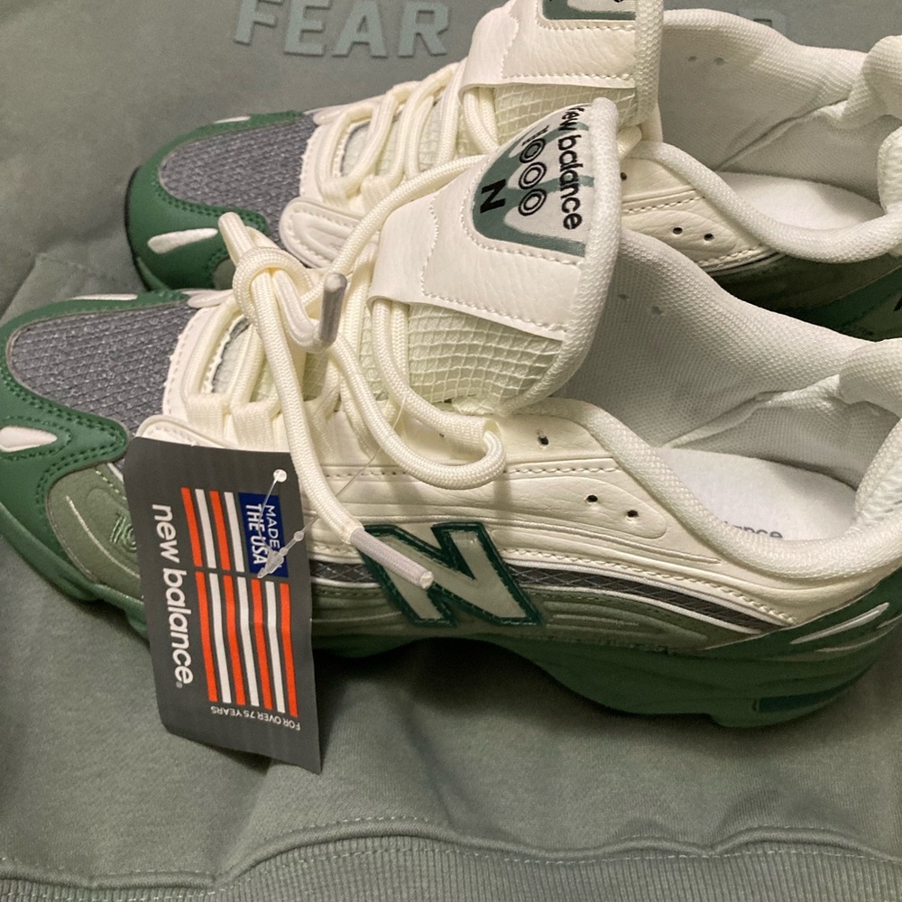 Brand new New balance straight out the box New balance 1000